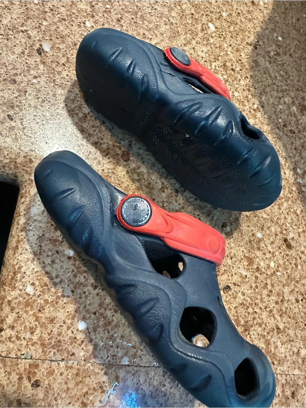 CROCS Kids Navy Clogs with Red Heel Straps